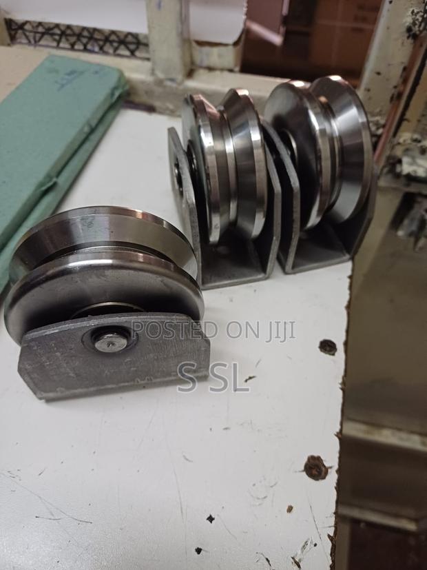 Heavy Duty Sliding Gate Wheel - thumbnail 3