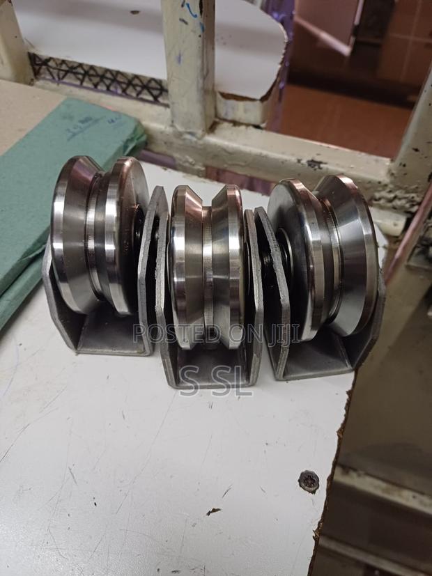 Heavy Duty Sliding Gate Wheel - thumbnail 4