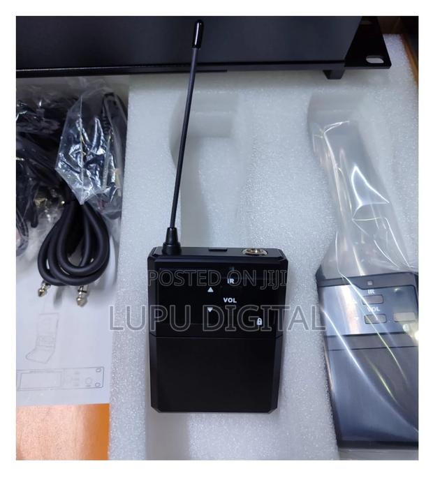 4-Channel Uhf Wireless Microphone System. - thumbnail 3
