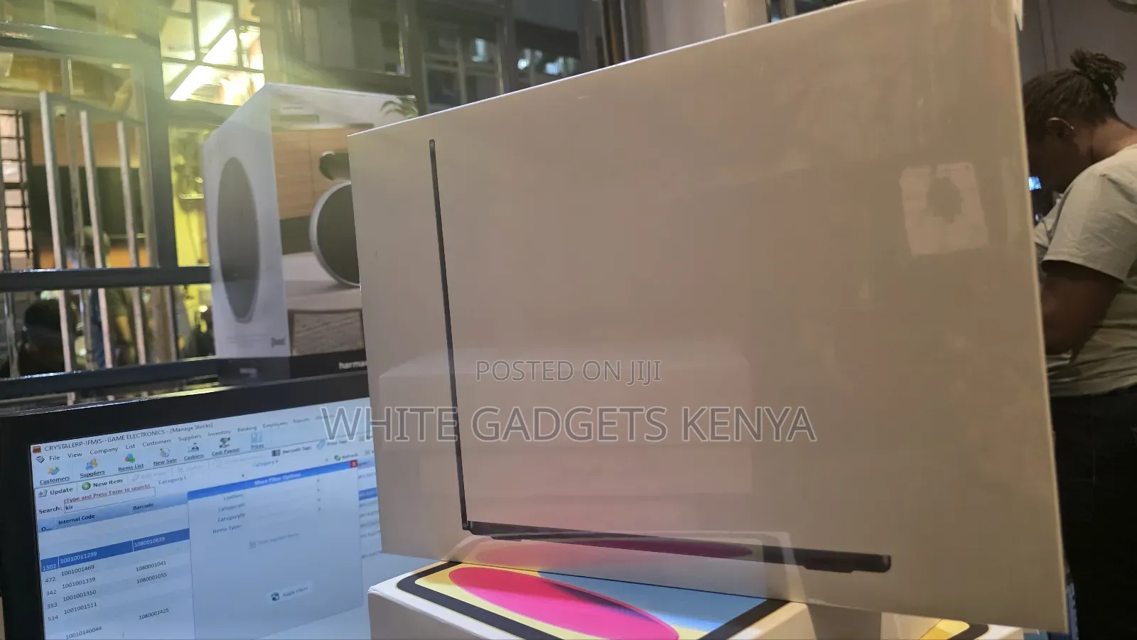 New Laptop Apple MacBook Air 2022 M2 8GB Apple M2 SSD 512GB