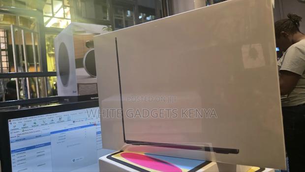 New Laptop Apple MacBook Air 2022 M2 8GB Apple M2 SSD 512GB - thumbnail 2