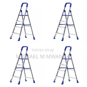 Reinforced 4-Step Aluminum Ladder