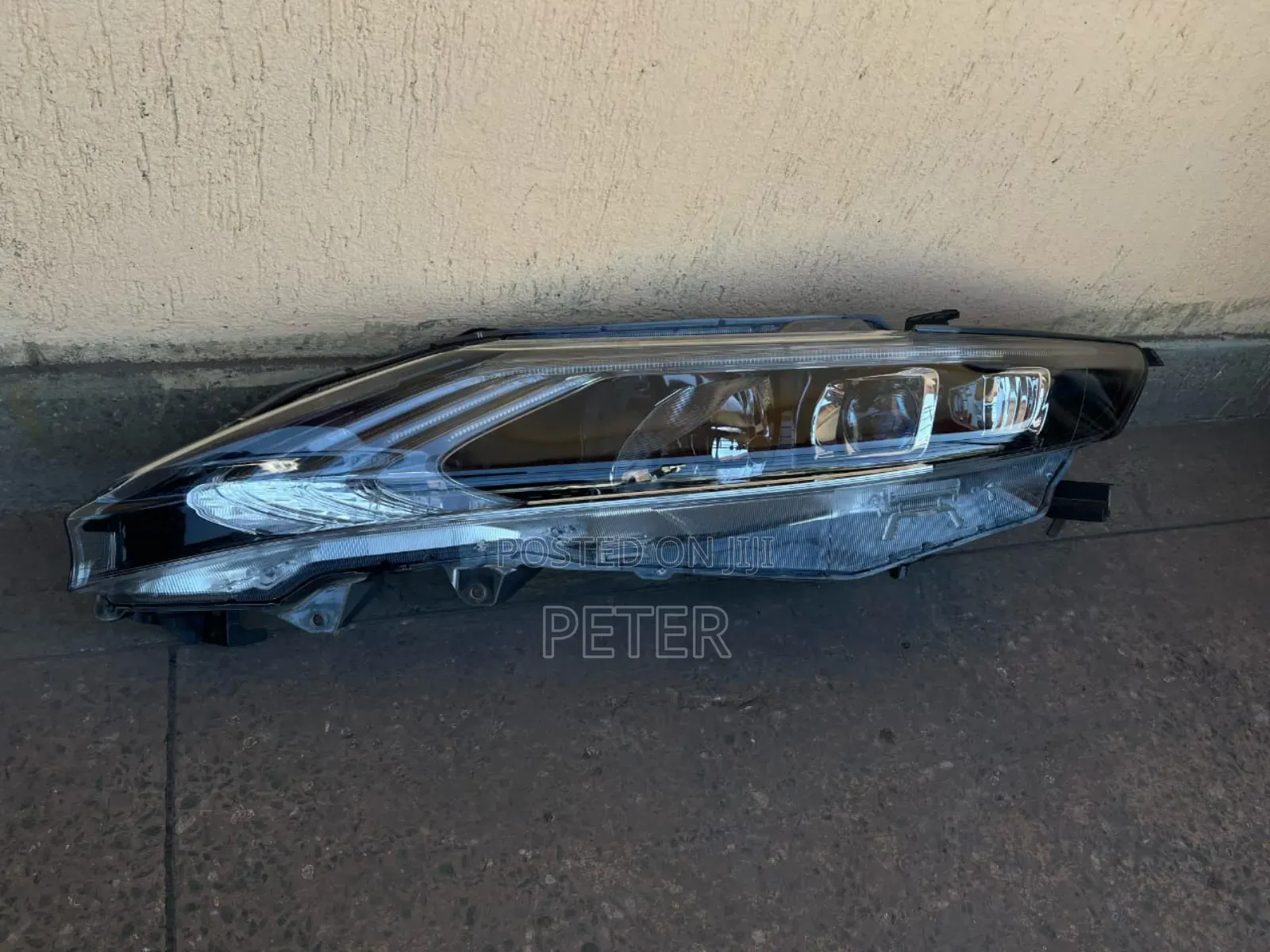 Harrier Part Number 48-147 Headlight Ex Japan Parts
