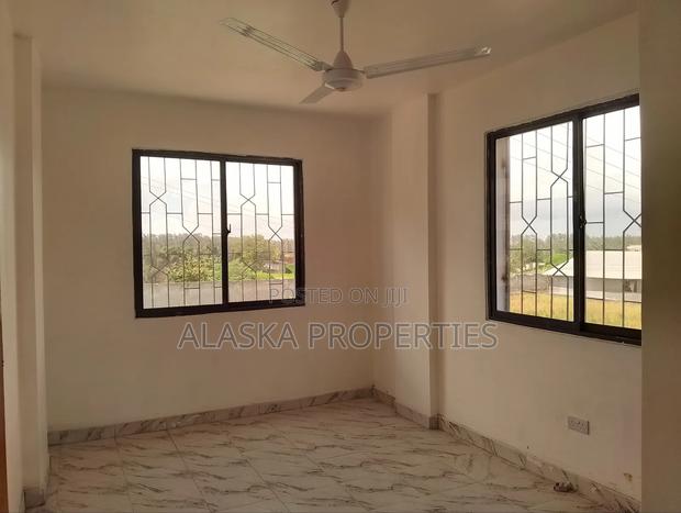 1bdrm Apartment in Bamburi for rent - thumbnail 3