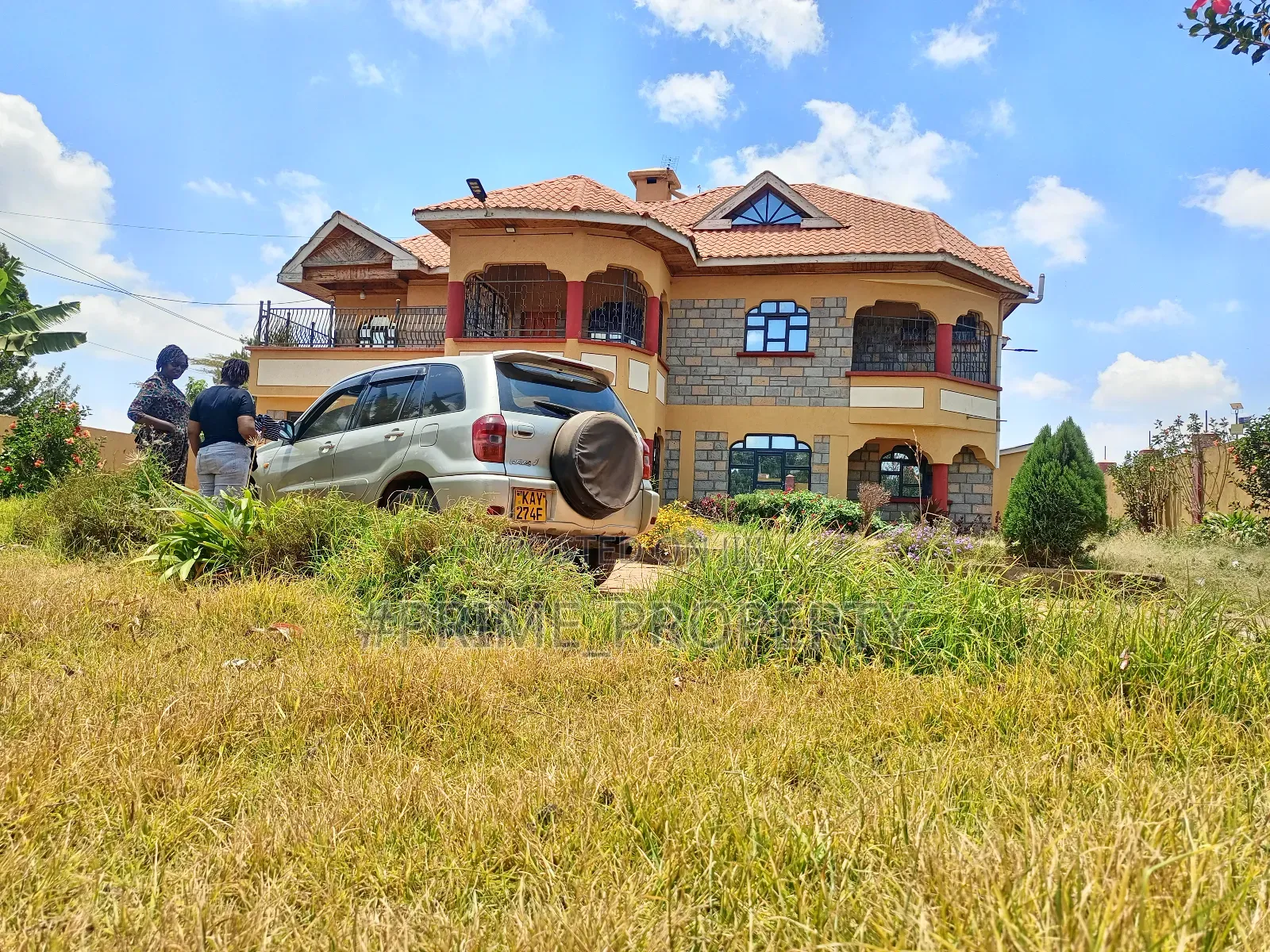 5bdrm Mansion in Kerwa, Zambezi/Sigona for sale