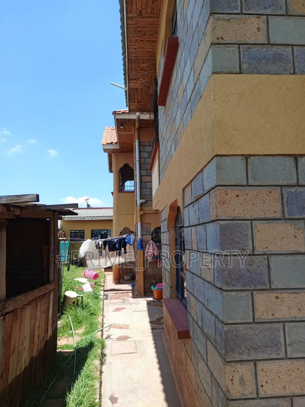 5bdrm Mansion in Kerwa, Zambezi/Sigona for sale