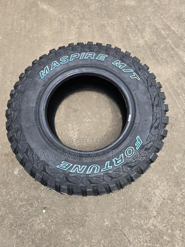 30x9.50r15 Fortune Mt Tyre - thumbnail 3
