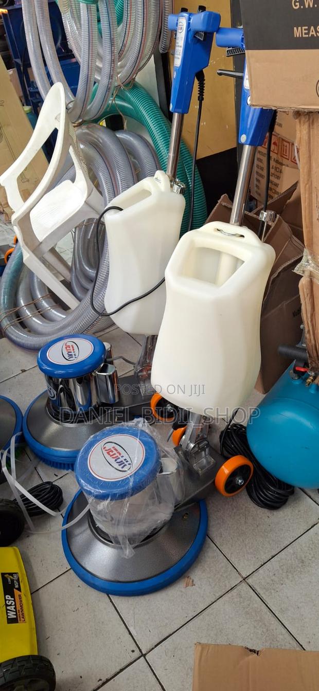 Uk Floor Scrubber Complete - main view