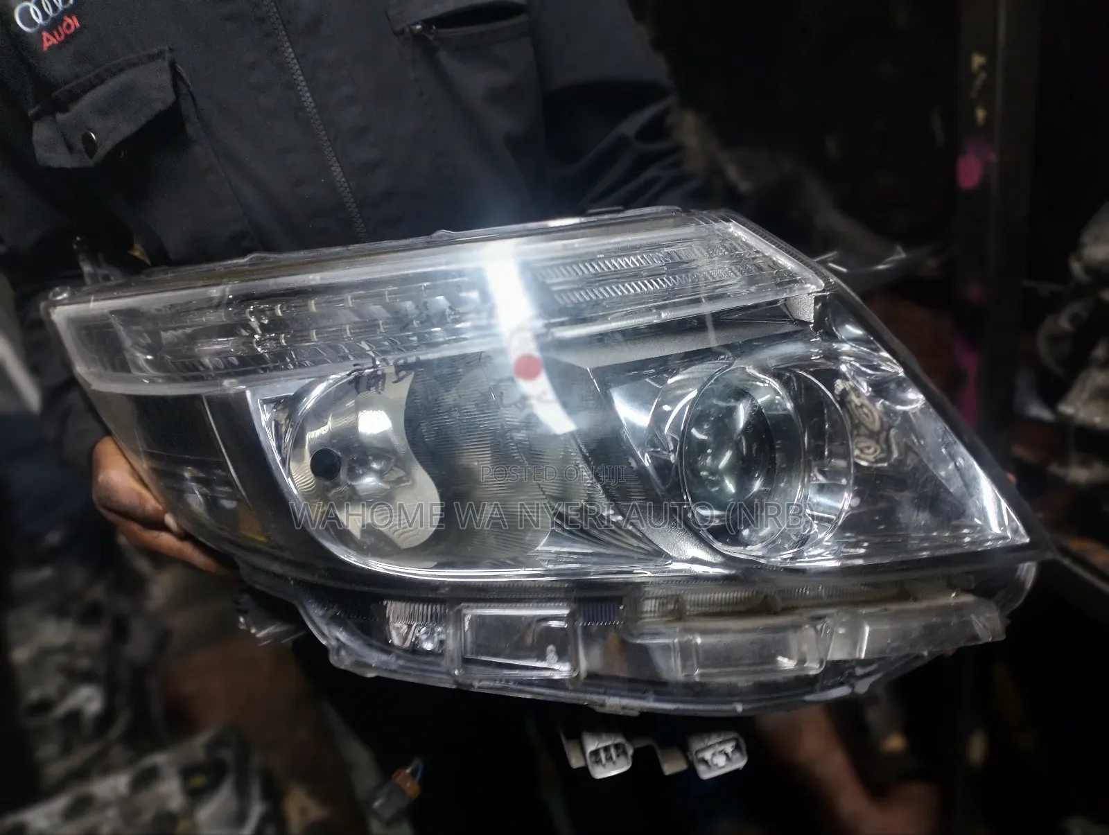 Headlamp Voxy New Model
