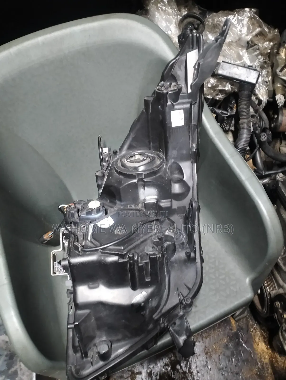 Headlamp Voxy New Model