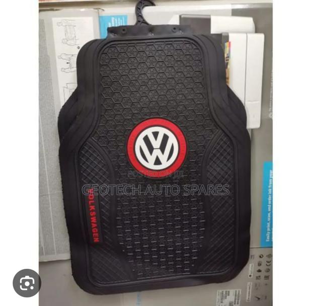 Volkswagen Floor Mats Available - main view