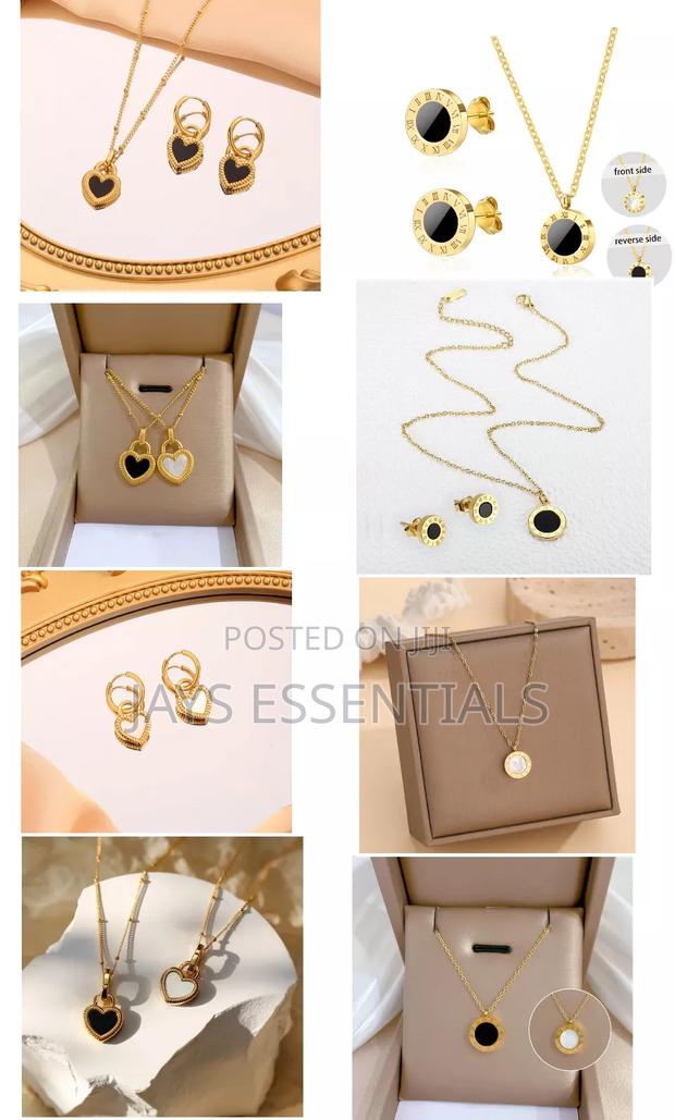 Reversible Stainless Steel Necklace and Earrings Set - thumbnail 2