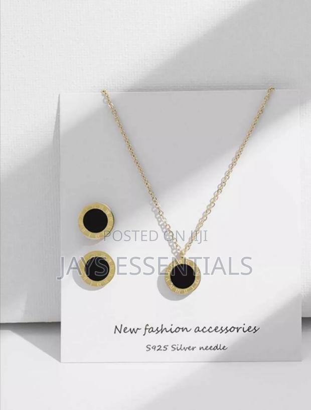 Reversible Stainless Steel Necklace and Earrings Set - thumbnail 16