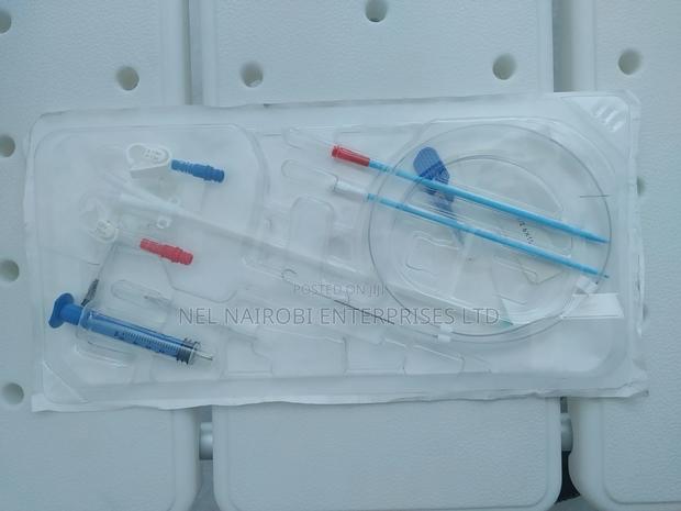 Haemodialysis Catheter Kit - Curved Type (R2w-Fr-2216)