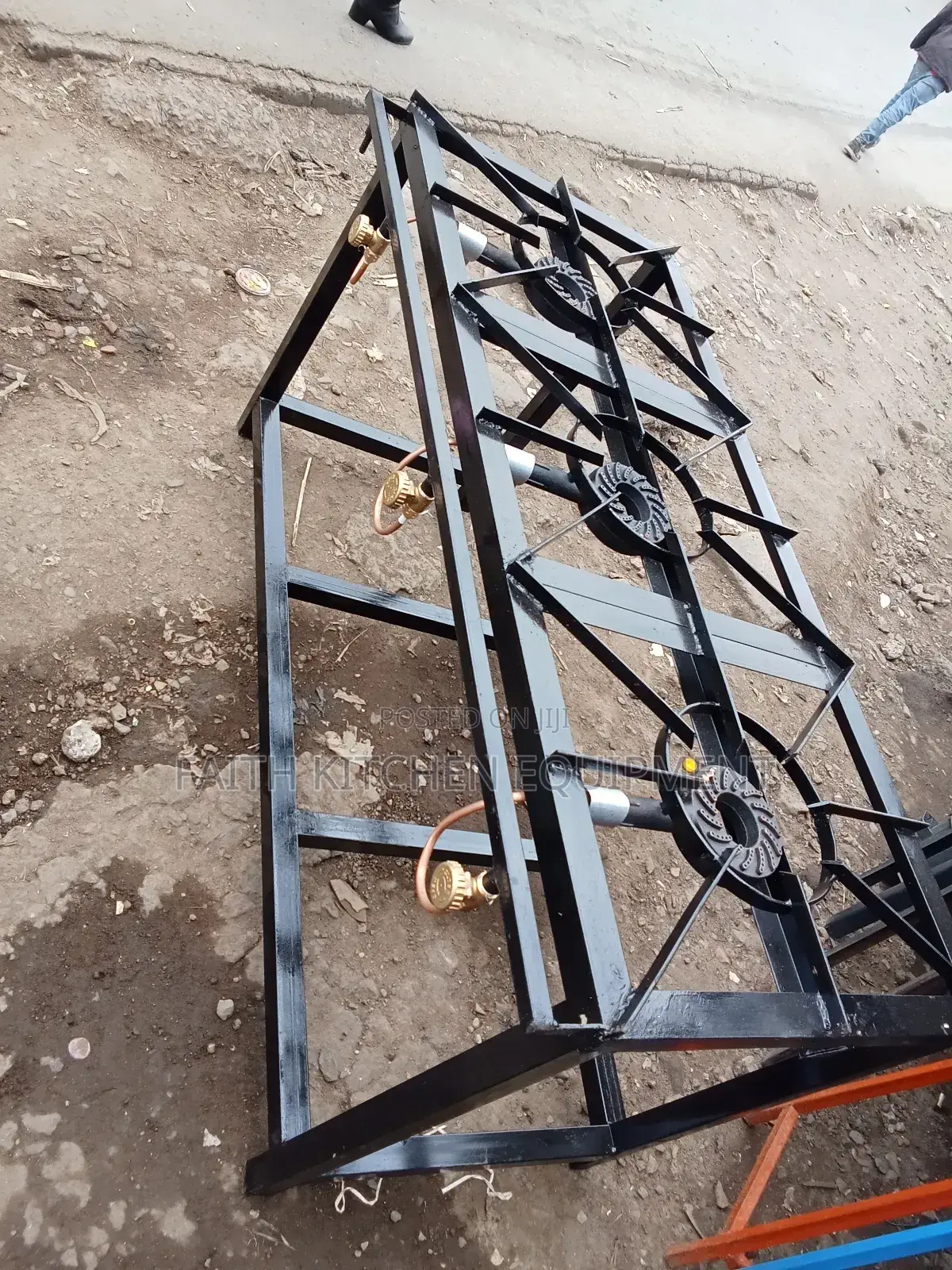 3 Burner Black Metal