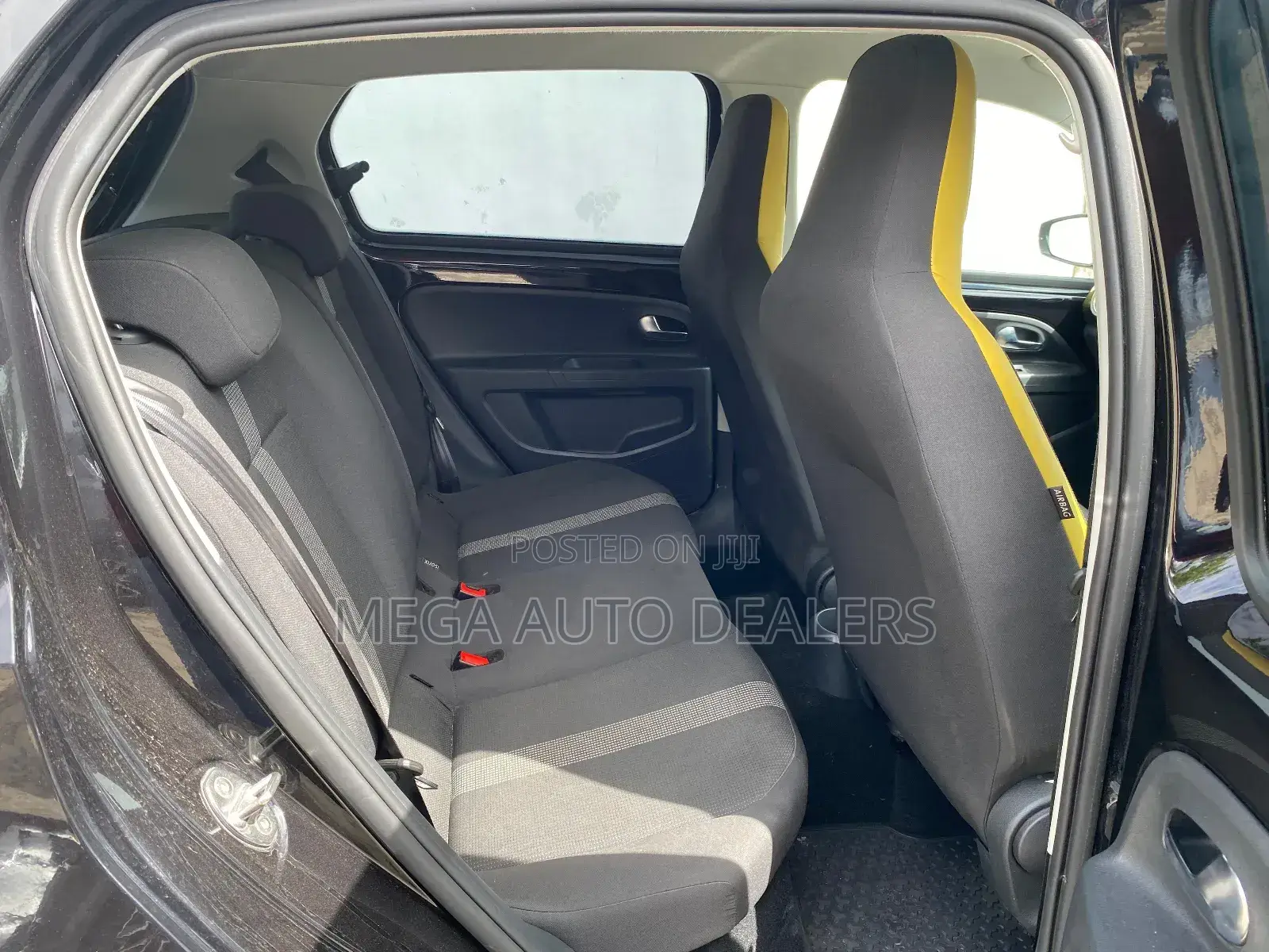 Volkswagen Up 2018 Black