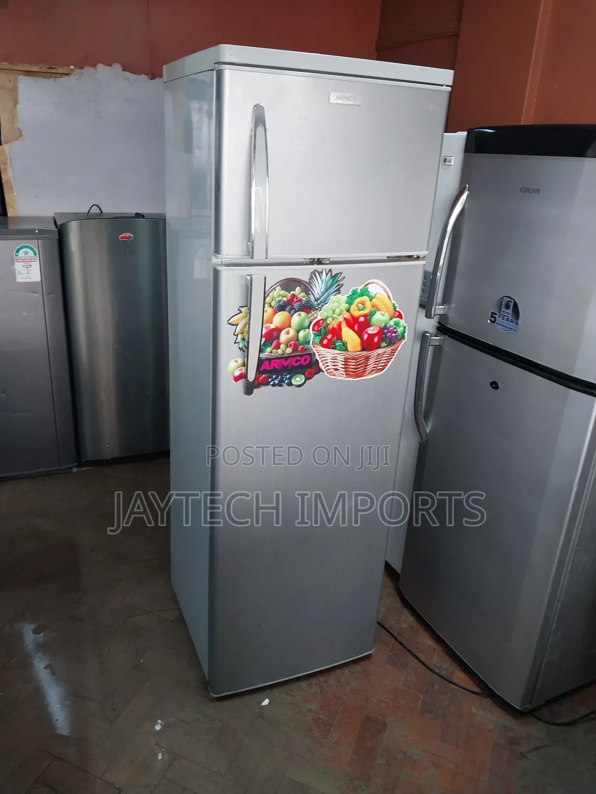 Clean and Legit Ex-Uk Fridge