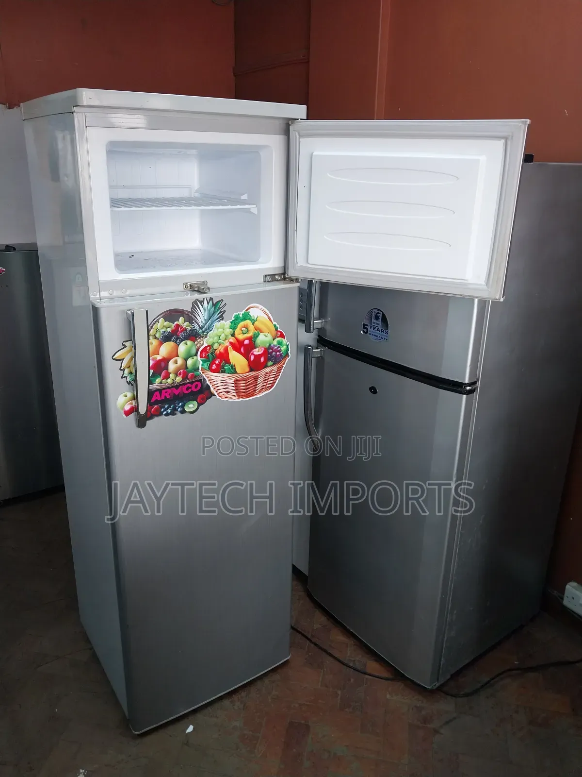 Clean and Legit Ex-Uk Fridge