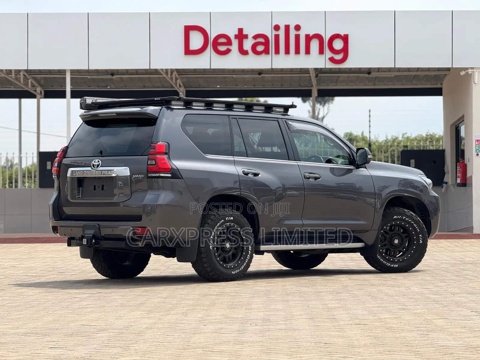 Toyota Land Cruiser Prado 2018 Gray