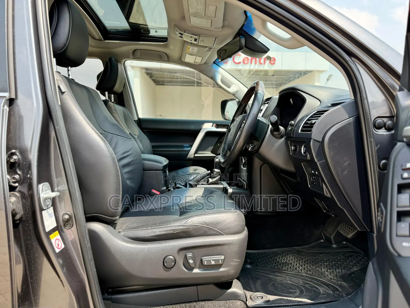 Toyota Land Cruiser Prado 2018 Gray
