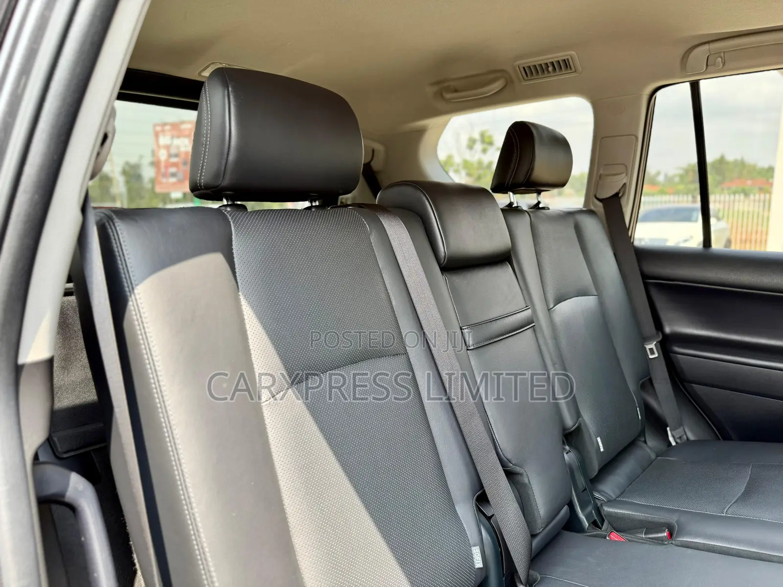 Toyota Land Cruiser Prado 2018 Gray