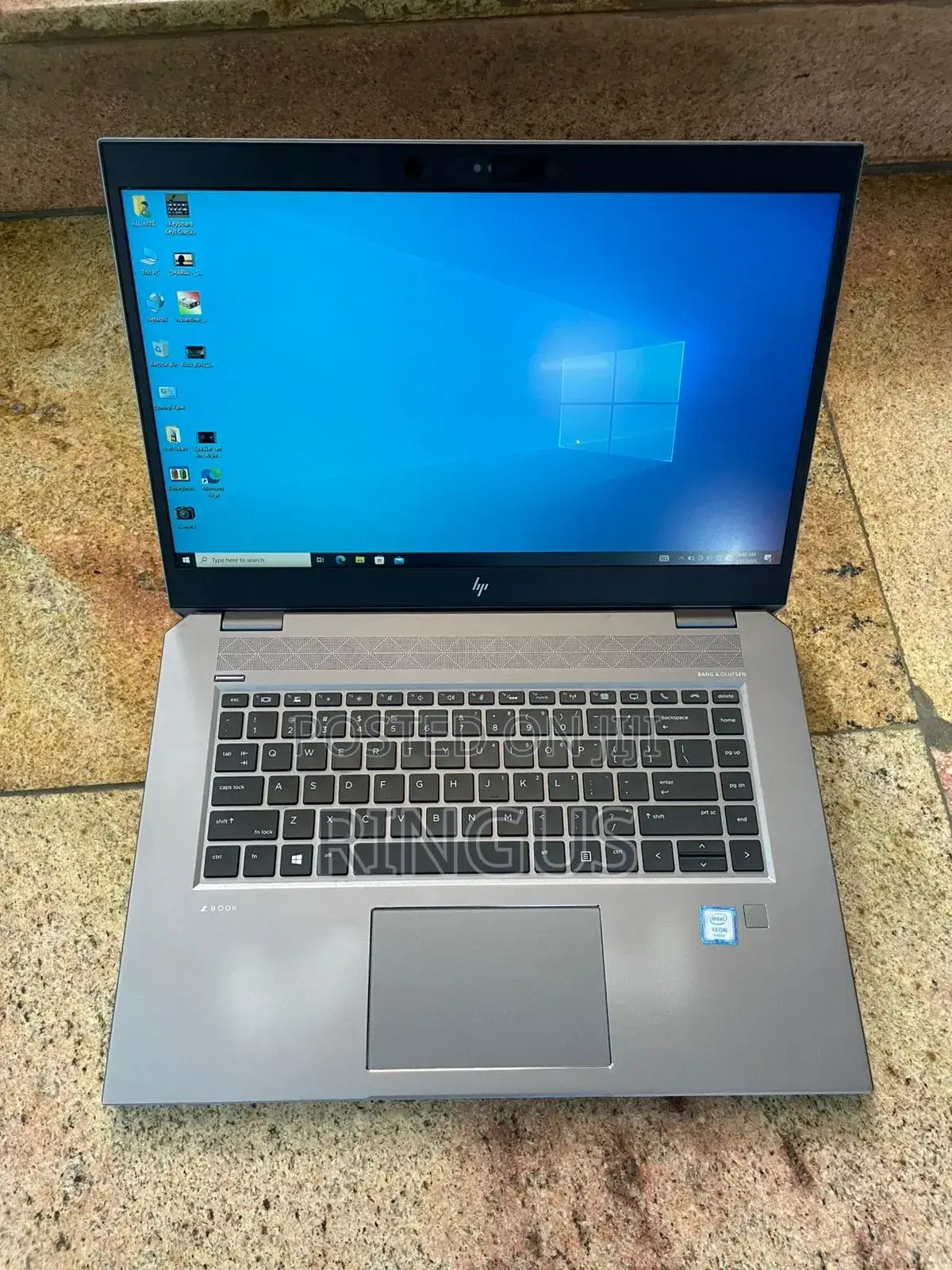 New Laptop HP ZBook 15u G5 32GB Intel Xeon SSD 512GB