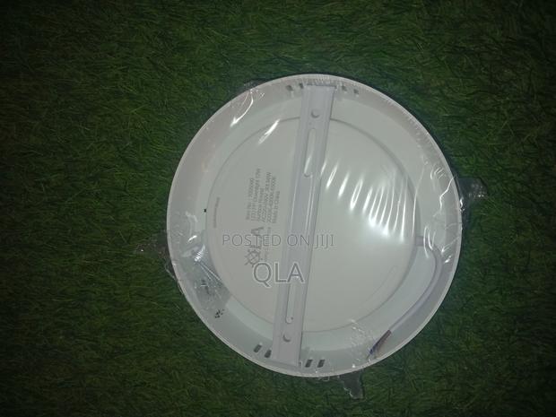 12watts Round Surface Downlight 3cct - thumbnail 2