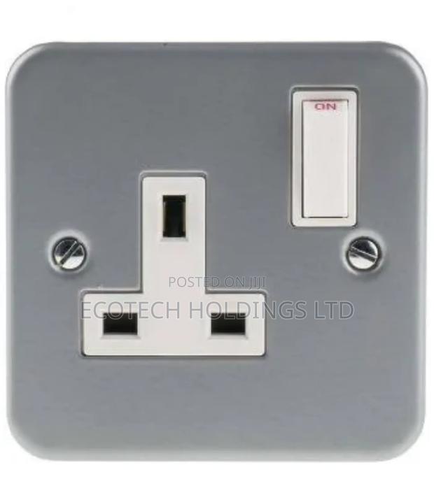 Single Metal Clad Socket 13amps