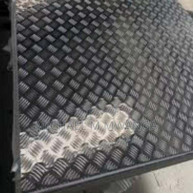 Non-Slip Aluminum Chequered Plate