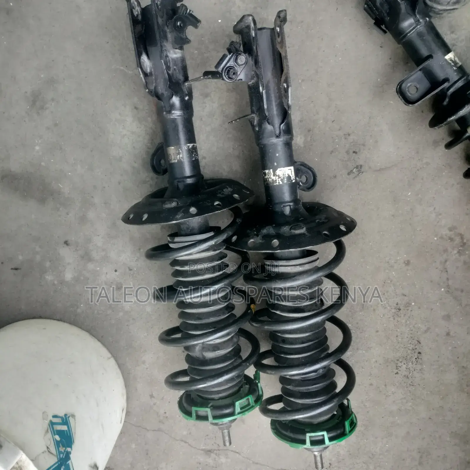 Honda Fit 2018 Shocks
