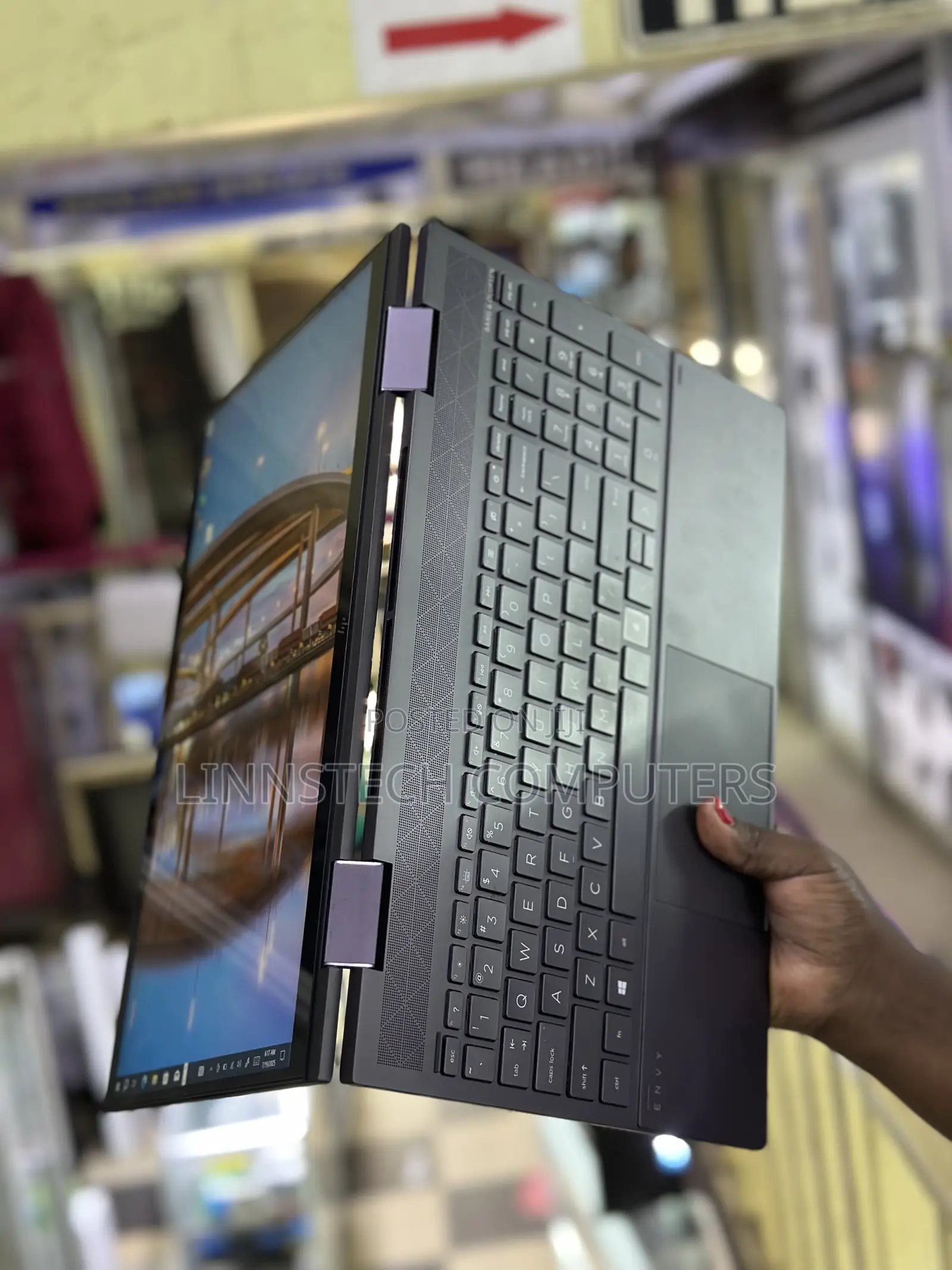 Laptop HP Envy 15 8GB AMD Ryzen 5 SSD 256GB