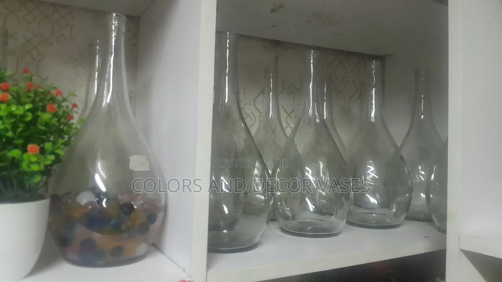 Round Clear Vases