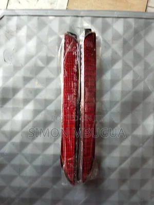 Toyota Axio/Fielder/Nze/Allion Rear Bumper Reflector