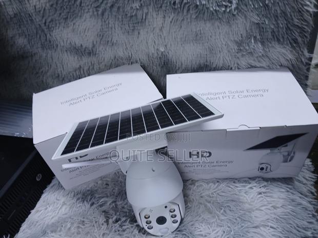 High Quality 4g 4mp Solarpowered Alert PTZ Camera