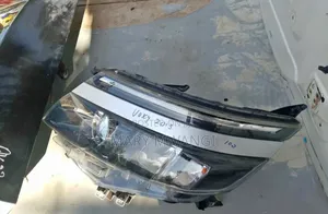 Ex Japan Voxy 2015 Xenon Headlight