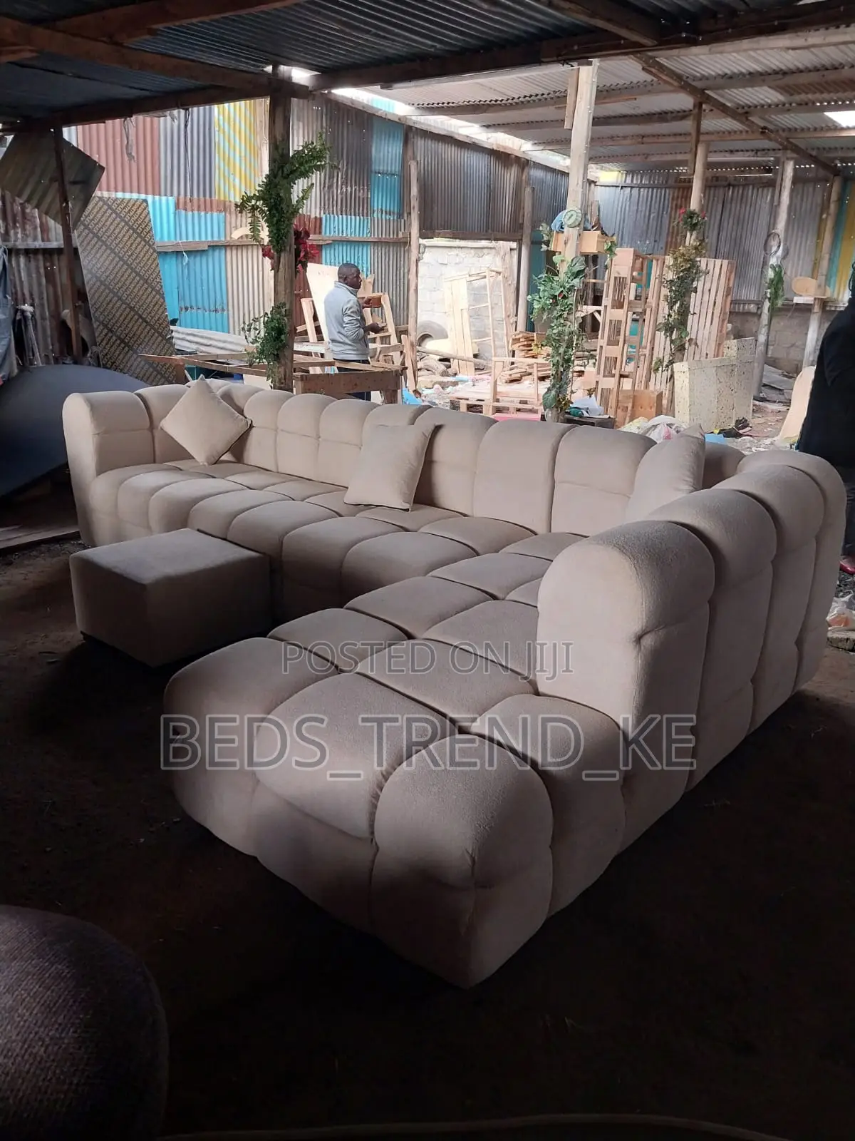 Decent Stylish 6 Seater Bubble L Seat With a Puff