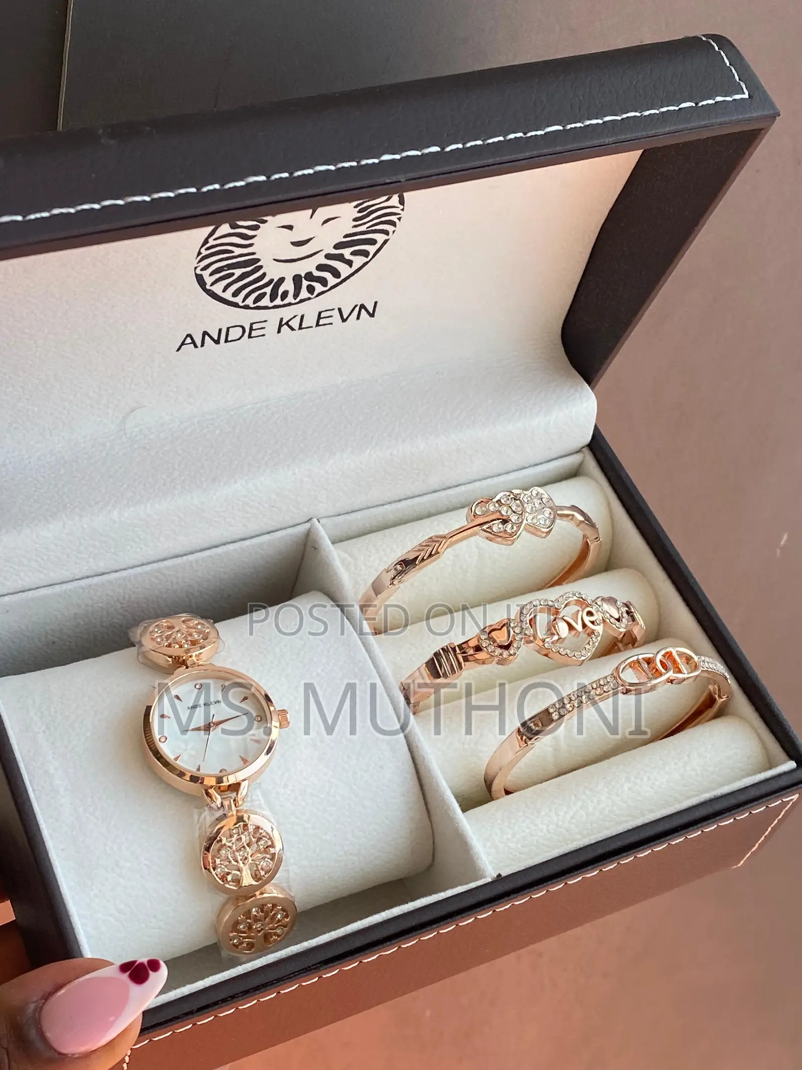 Ladies Gift Sets  ( Watch 3 Bracelets)
