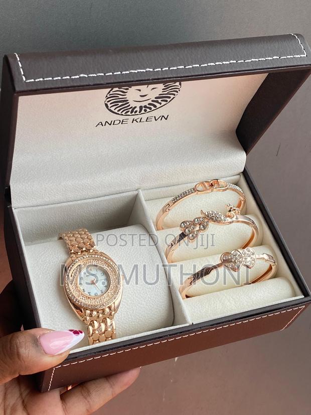Ladies Gift Sets  ( Watch 3 Bracelets) - thumbnail 3