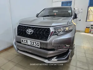 Toyota Land Cruiser Prado 2012 Gray