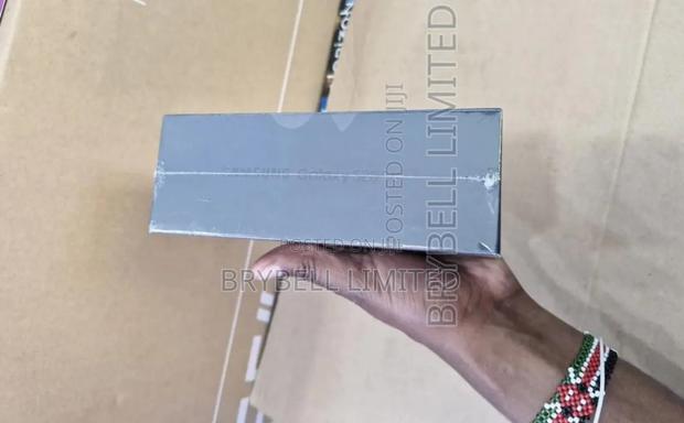 New Samsung Galaxy S20 128 GB Blue - thumbnail 4