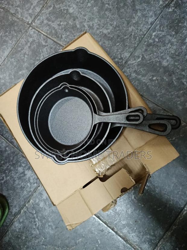 Cast Iron Frying Pan