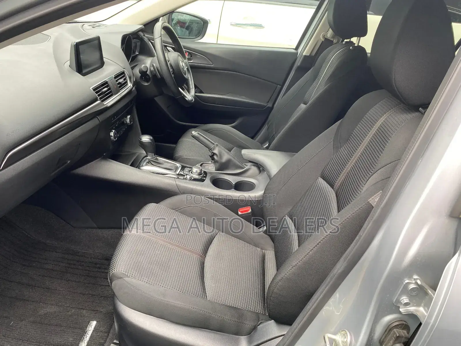 Mazda Axela 2018 Blue