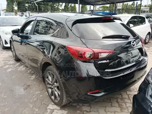 Mazda Axela 2018 Black