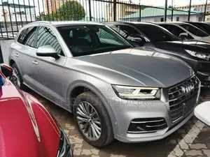 Audi Q5 2018 Silver