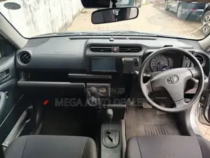 Toyota Probox 2018 Silver