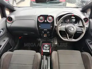 Nissan Note 2018 Black
