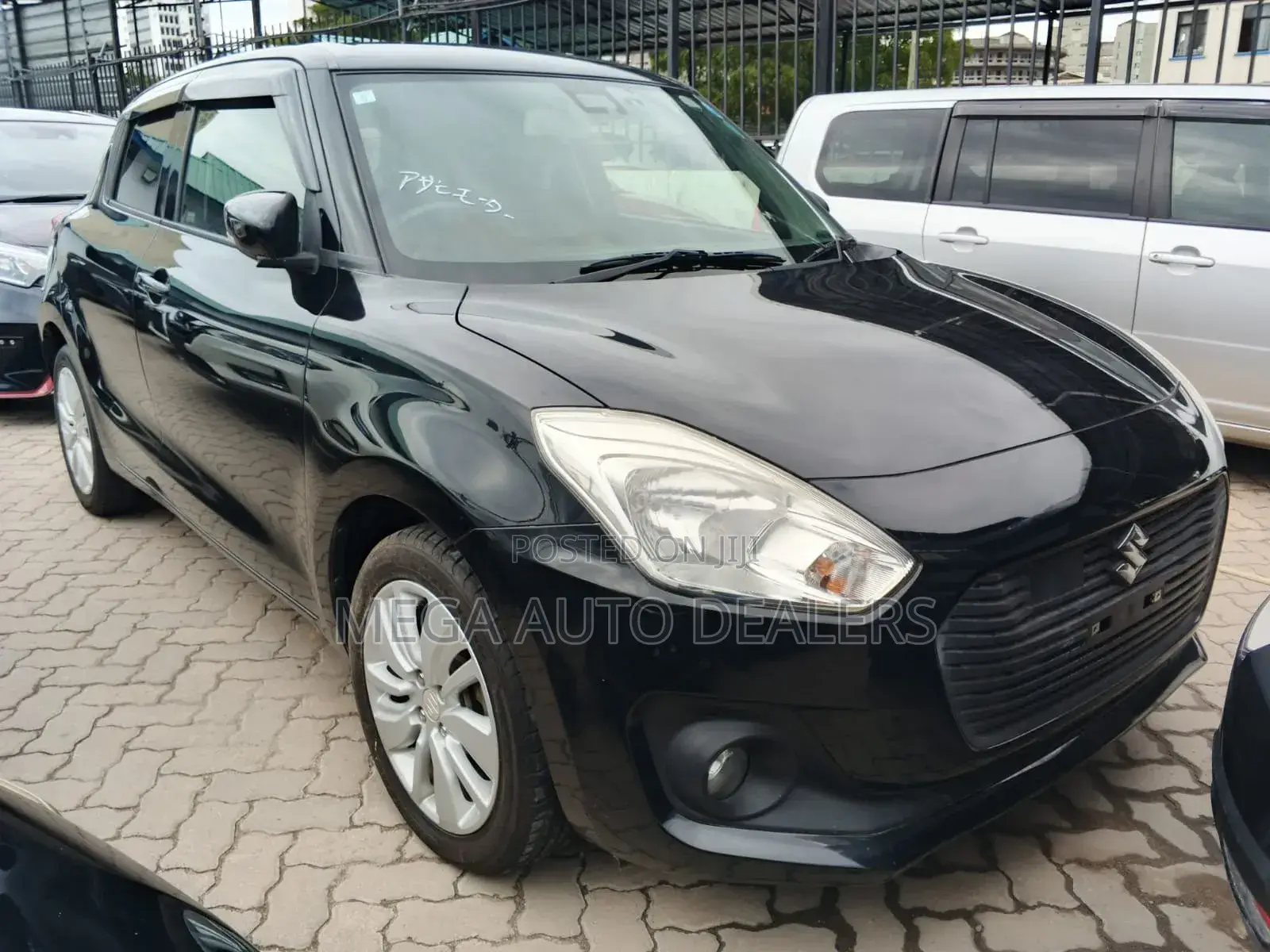 Suzuki Swift 2018 Black