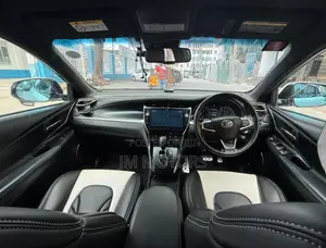 Toyota Harrier 2019 White