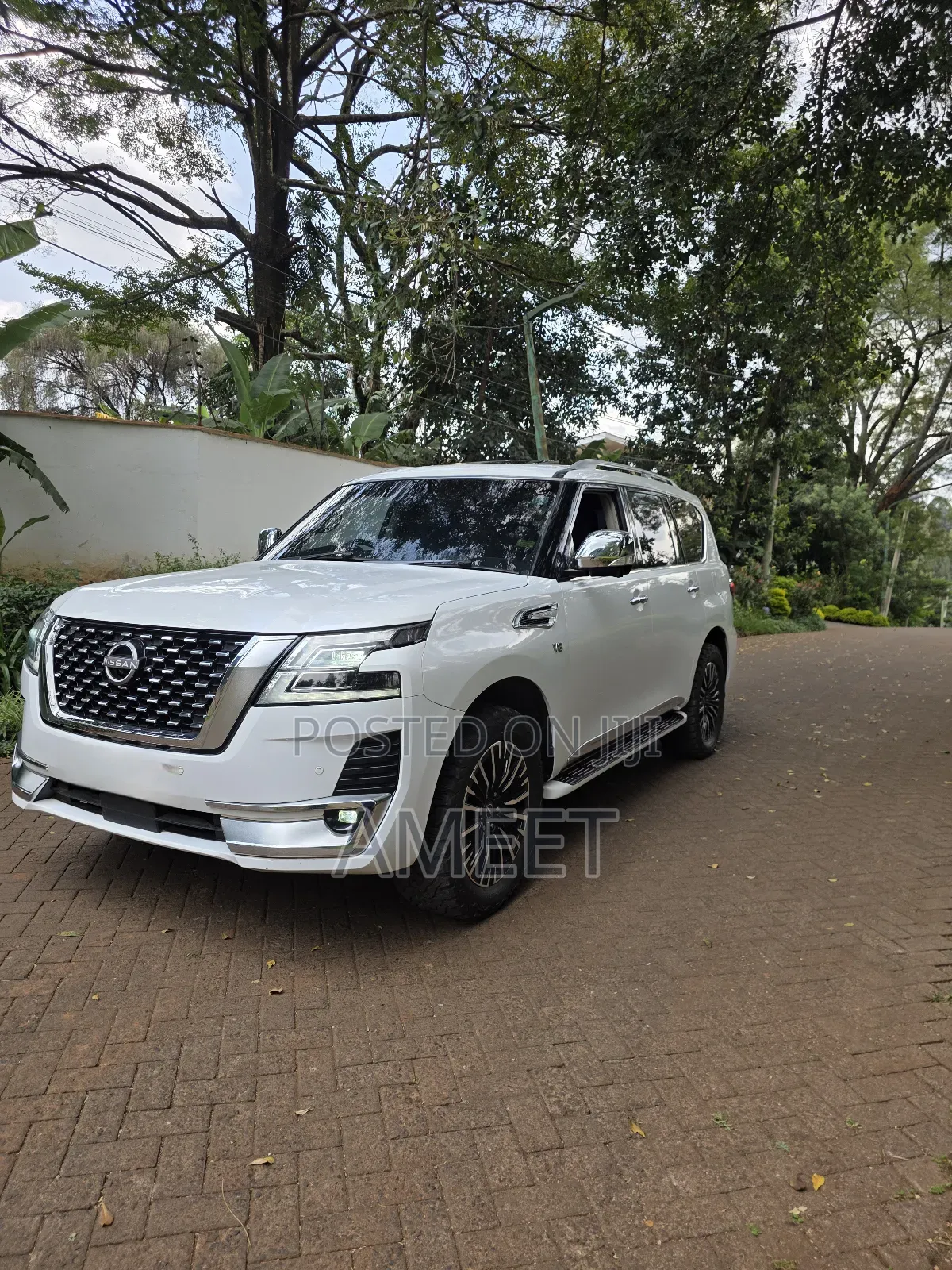 Nissan Patrol 2013 White