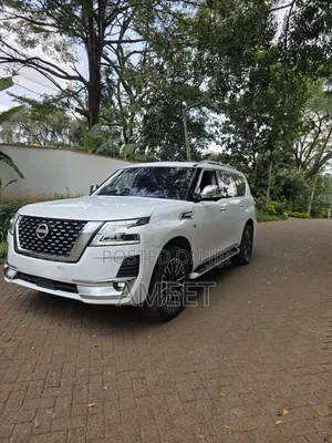 Nissan Patrol 2013 White